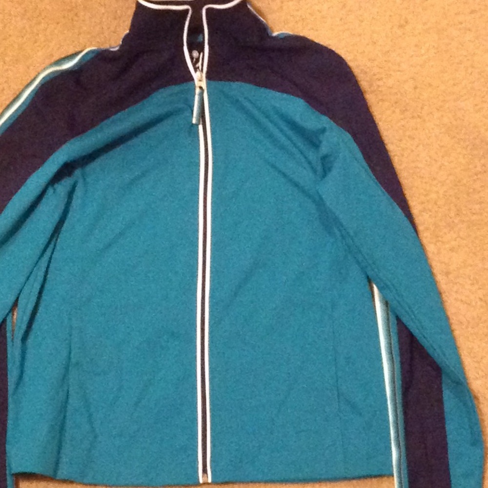 New workout sweatshirt